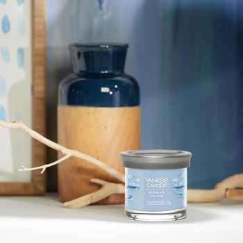 Ocean Air Signature Tumbler Candle (morský vzduch) - Vonná sviečka

